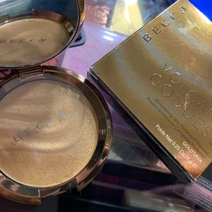 BNIB BECCA Cosmetics - Gold Lava Highlighter